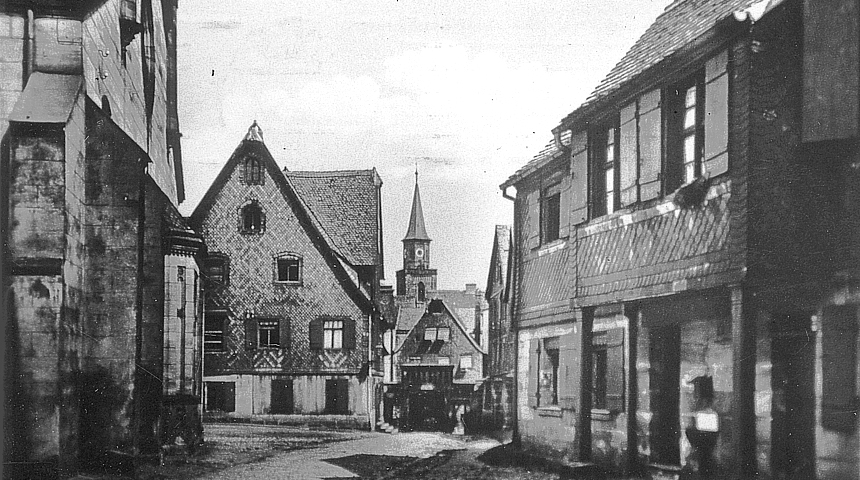 Der ehemalige Schulhof
